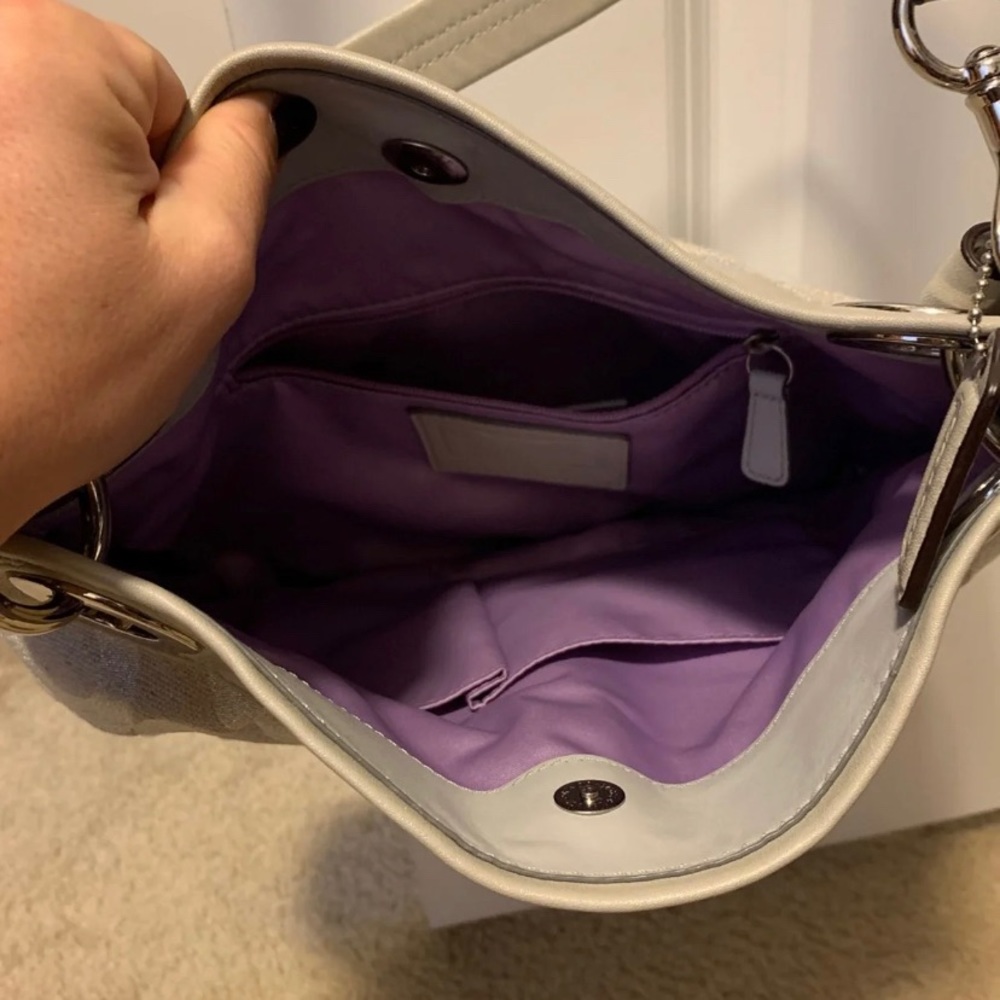 Coach purse - Picture 3 of 3